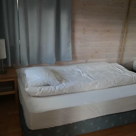 Cosy Garden With Private Deck Drammen
