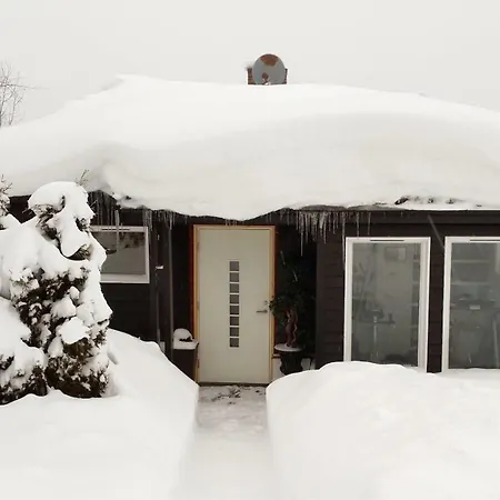 Cosy Garden With Private Deck Apartment Drammen